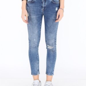 Women’s Pocketed Ripped Jeans